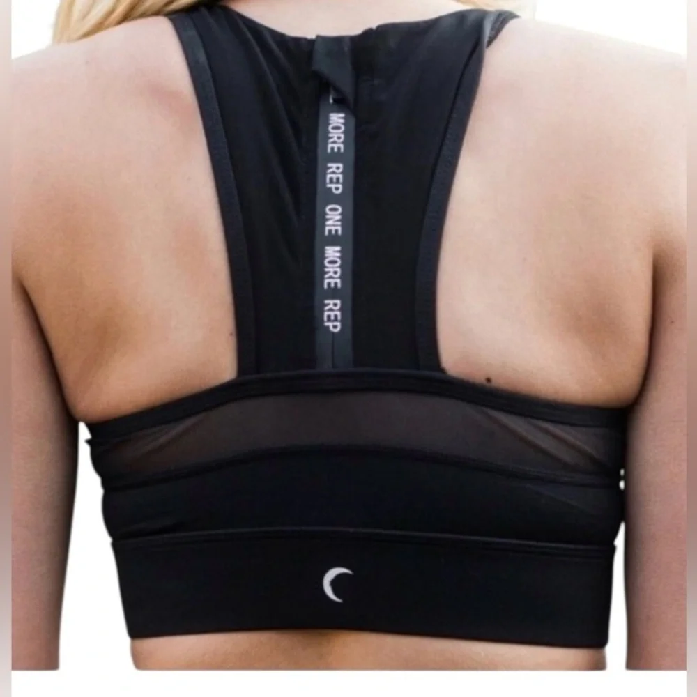 ZYIA All Star women’s Small Black Sports Racerback Bra